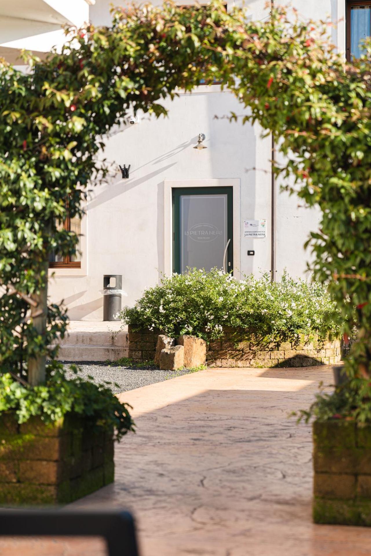 Agroturismo La Pietra Nera *
